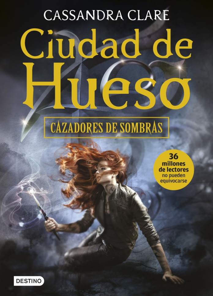 clary-fray_cazadores-de-sombras-ciudad-de-hueso.png