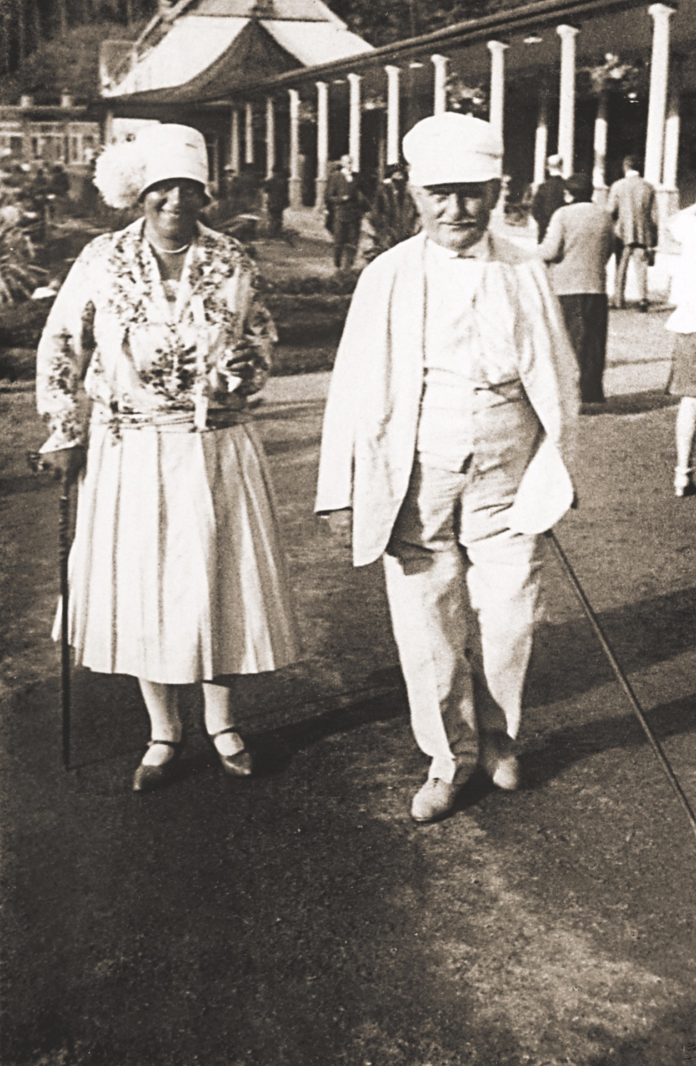 leo-janek_cartas-a-kamila-stsslov.png